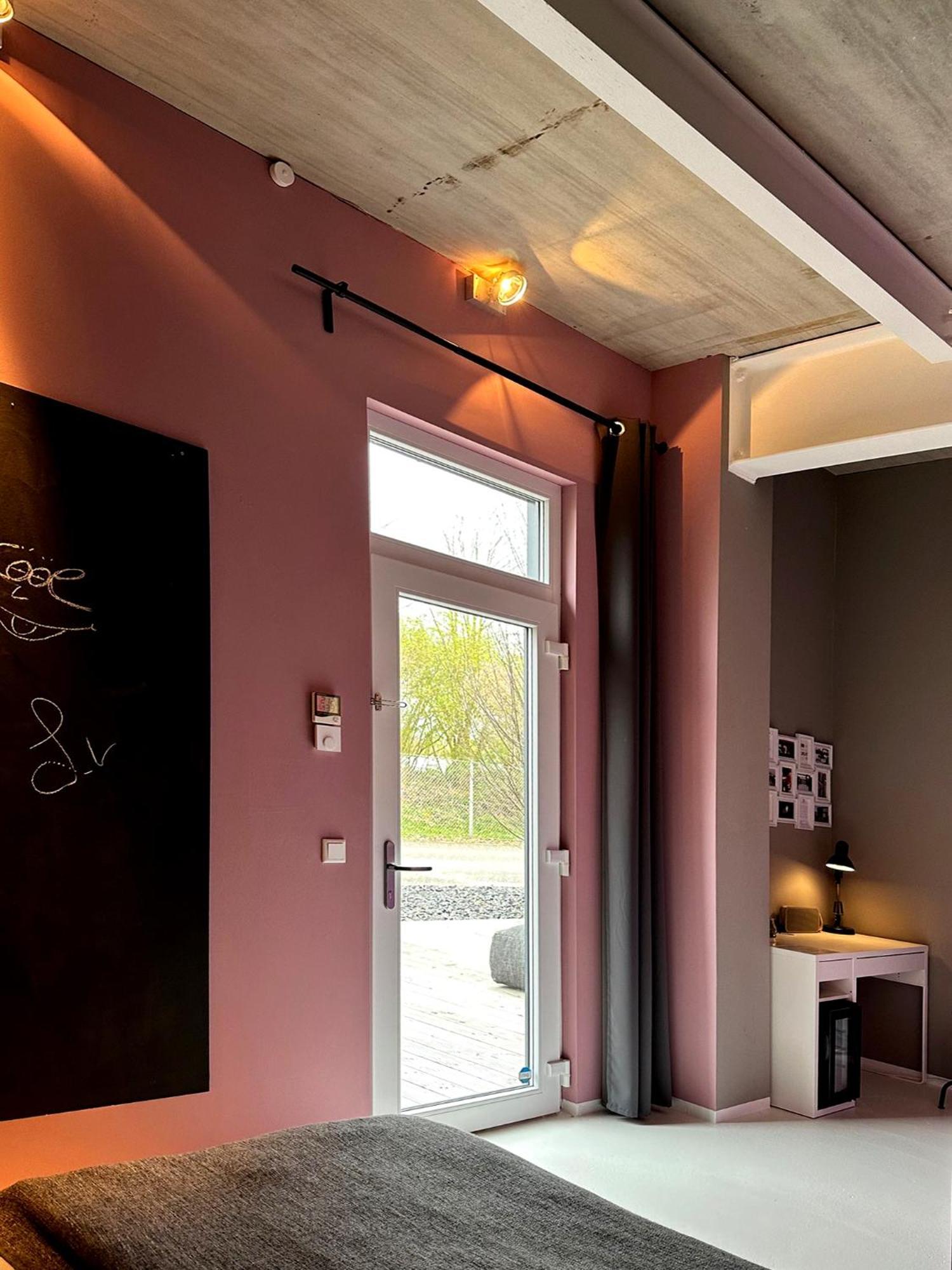 Guestroom By "Farbgestalt" زارشتيد المظهر الخارجي الصورة